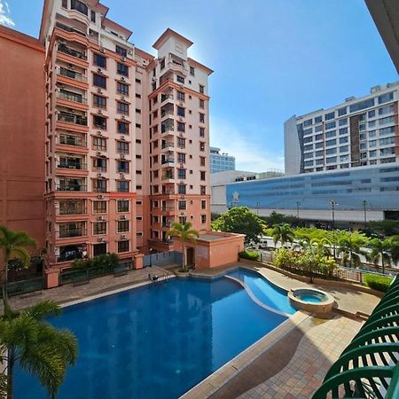 Marina-A38 Kk Centre Homestay Kota Kinabalu Extérieur photo